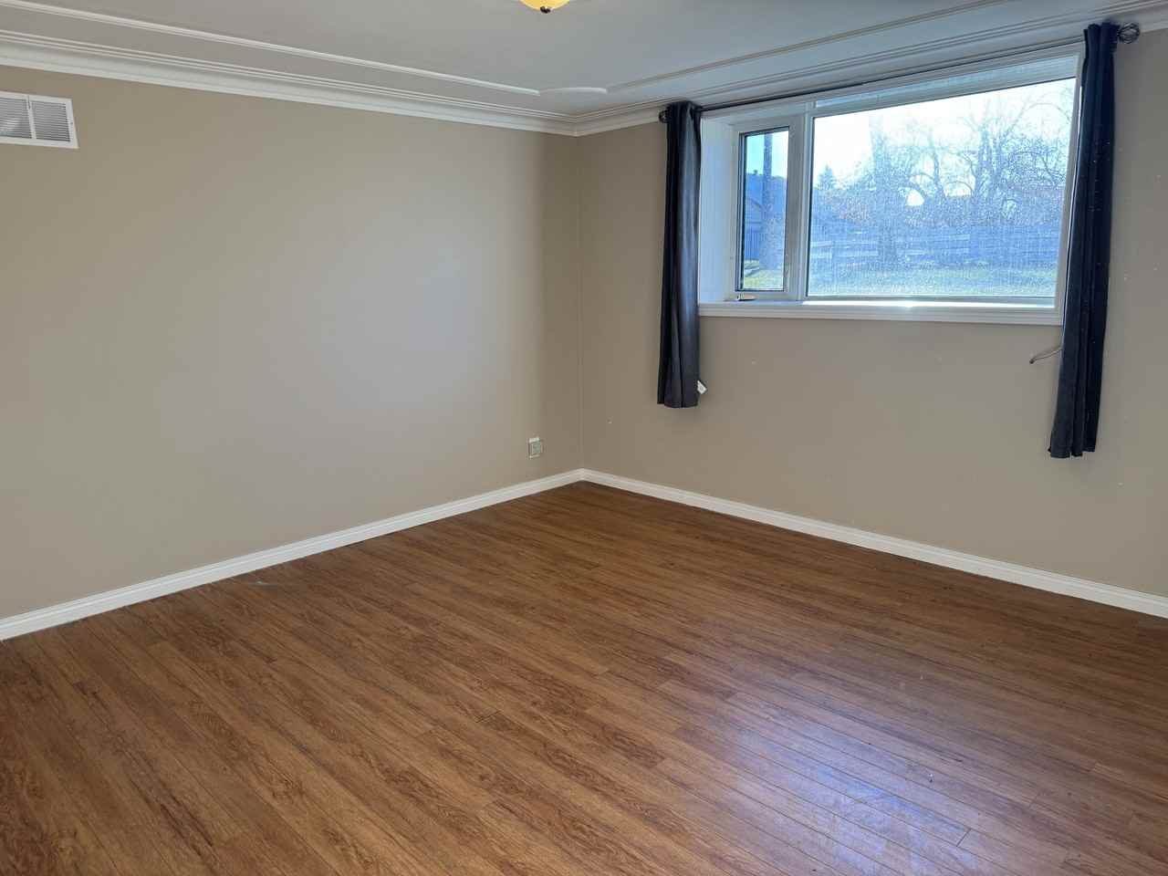 452 Notre Dame Street - Photo 3 of 13