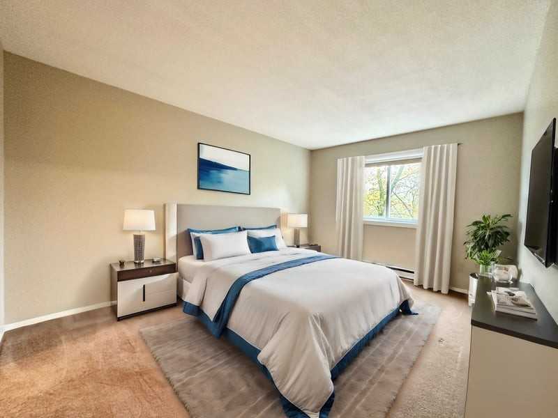 280 Brittany Drive Unit 306 - Photo 6 of 14