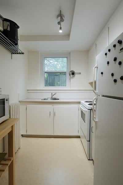 84 Glebe Avenue Unit 9 - Photo 3 of 9