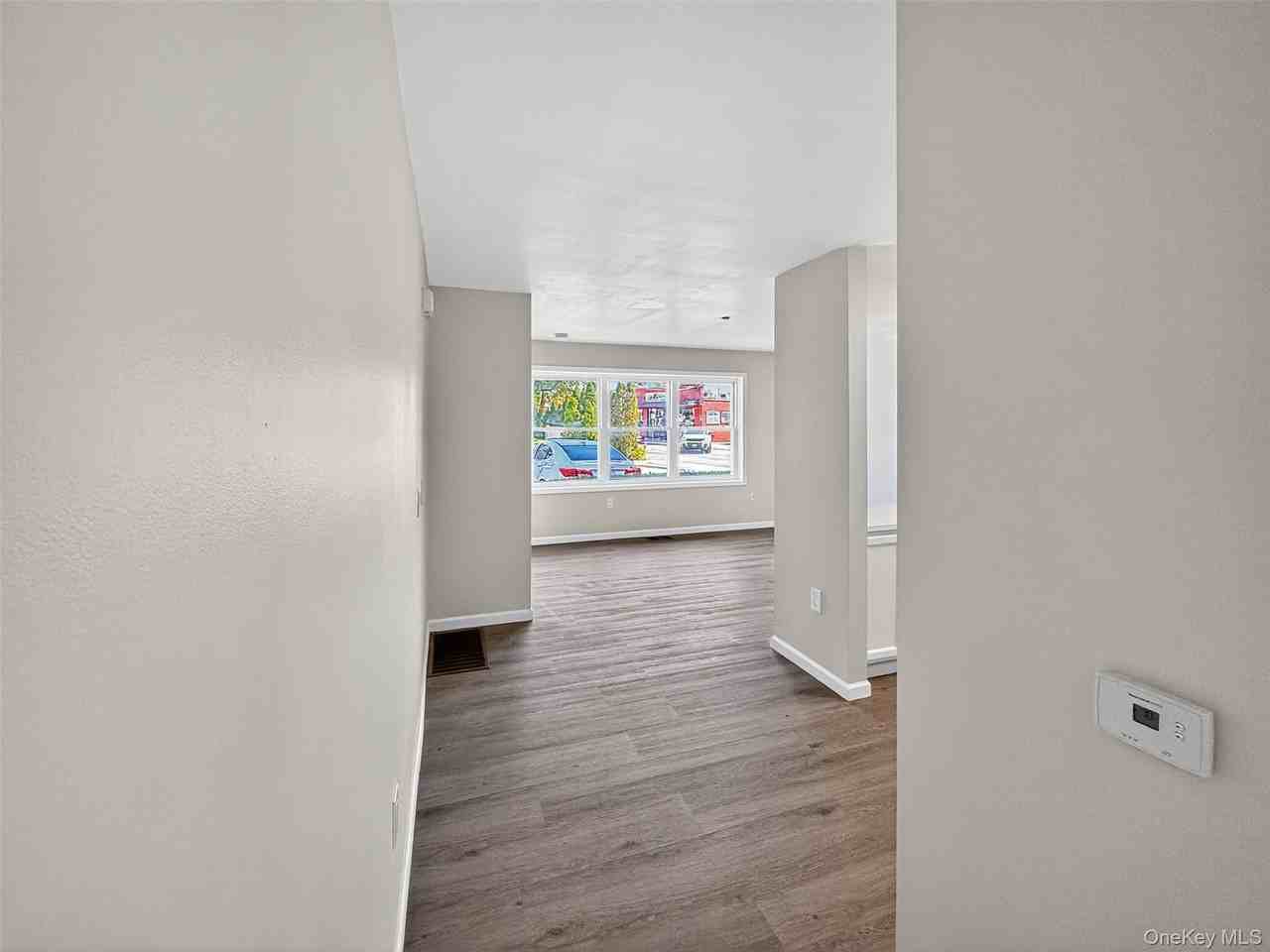 17 Bowman Ave Unit A #A - Photo 5 of 10