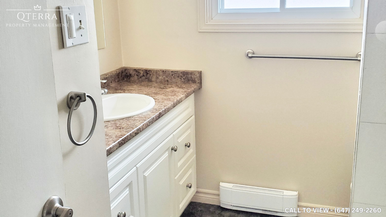 671 Grey St - Photo 4 of 19