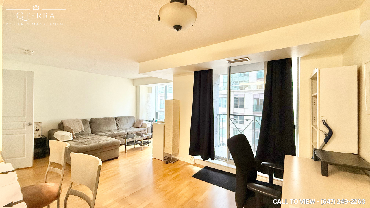 705-140 Simcoe St, Toronto, Ontario M5H 4E9 - Photo 3 of 21