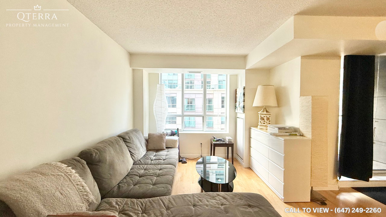 705-140 Simcoe St, Toronto, Ontario M5H 4E9 - Photo 5 of 21