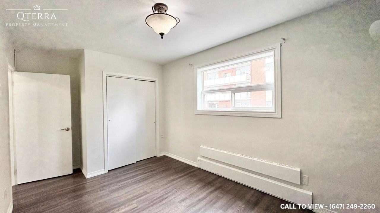 359 Elgin Crt - Photo 4 of 21