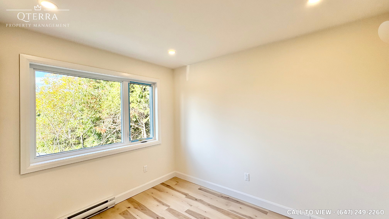 694B Crystal St - Photo 4 of 19