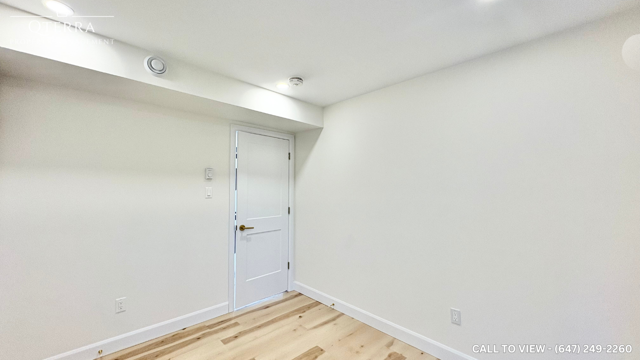 694B Crystal St - Photo 7 of 19