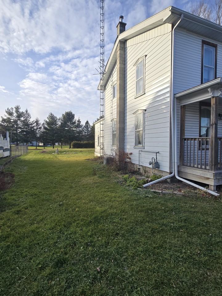 11507 Queen Street Inkerman ON - Photo 2 of 32