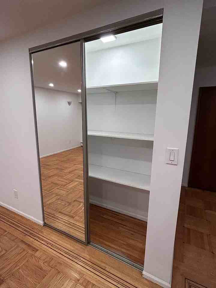 $1000 MOVE - Photo 7 of 9