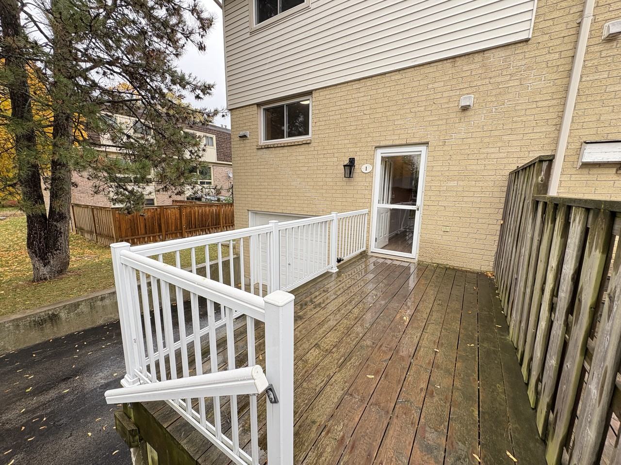 51 Caroga Court Unit 1 - Photo 2 of 32