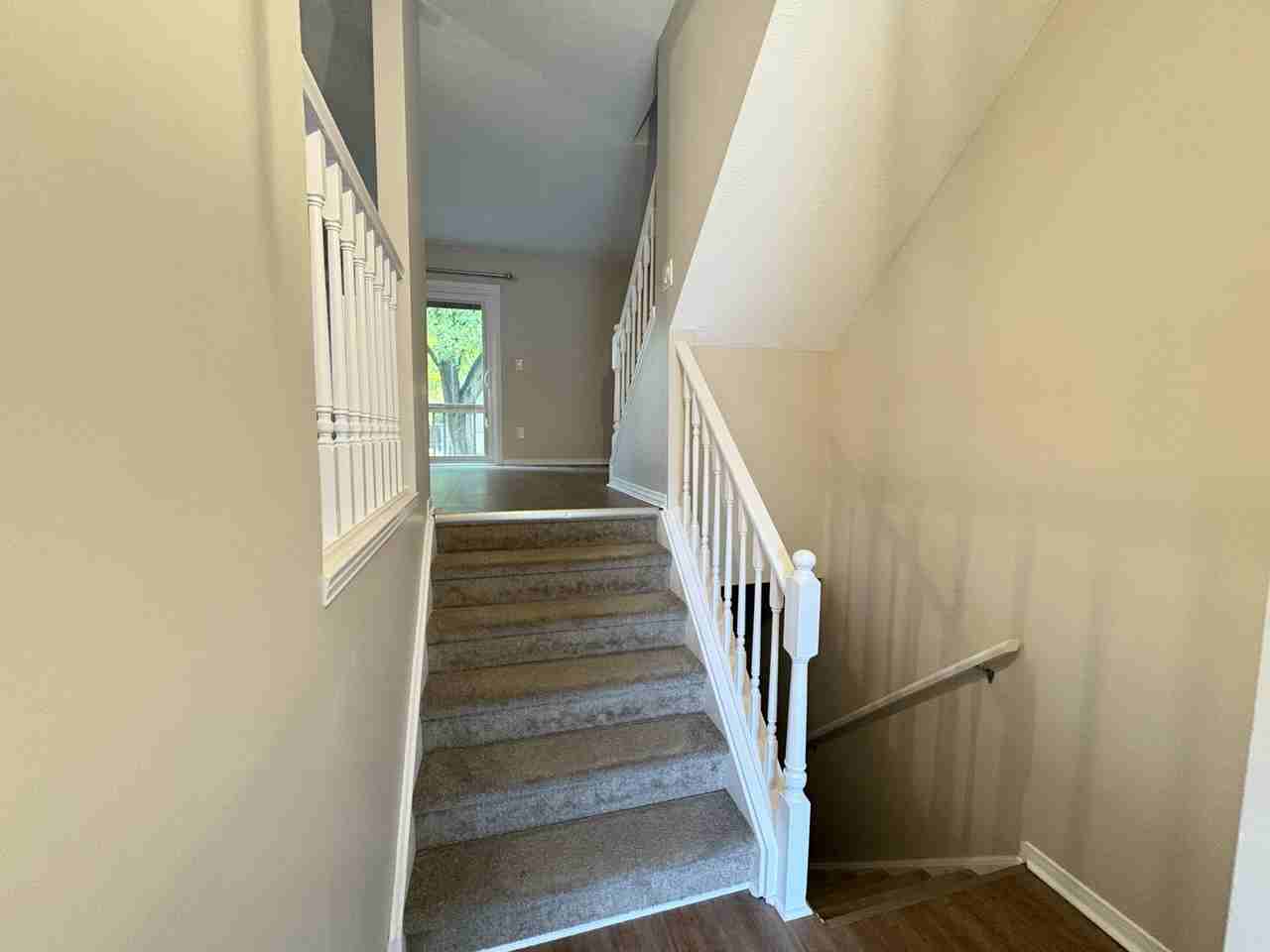 51 Caroga Court Unit 1 - Photo 4 of 32