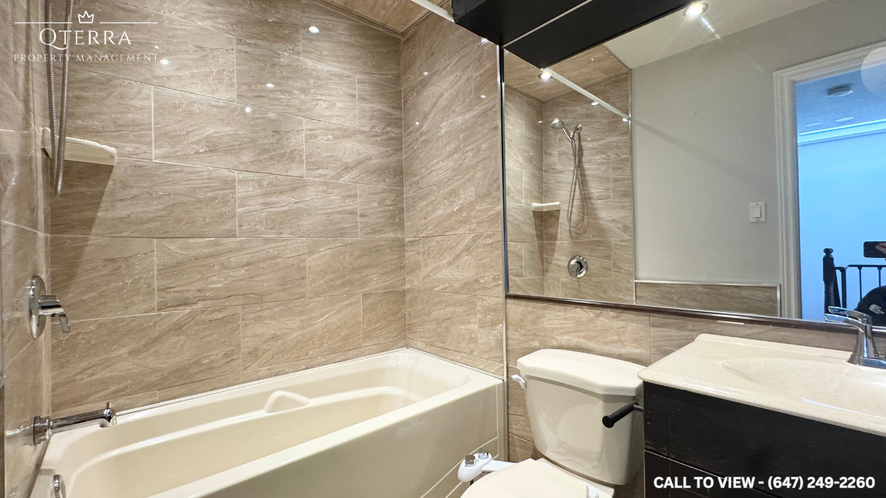 35 Jay St, Brampton, Ontario L6Z 3V5 - Photo 7 of 12