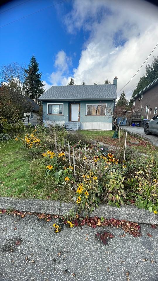 2313 Dublin St - Photo 2 of 28