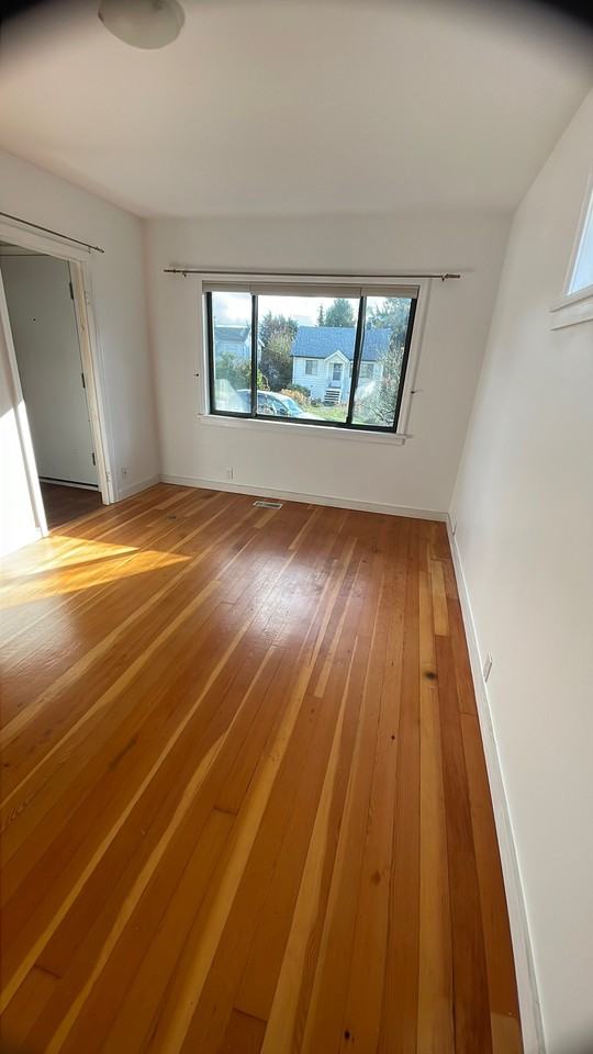 2313 Dublin St - Photo 4 of 28