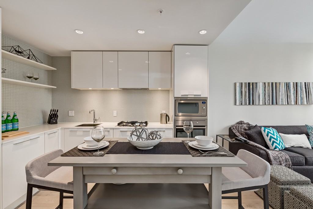 901 10 Avenue SW (Mark) - Photo 3 of 23