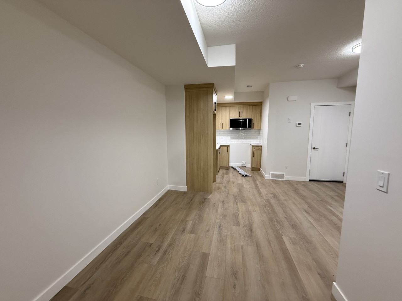 1505 36 St Se - Photo 2 of 8