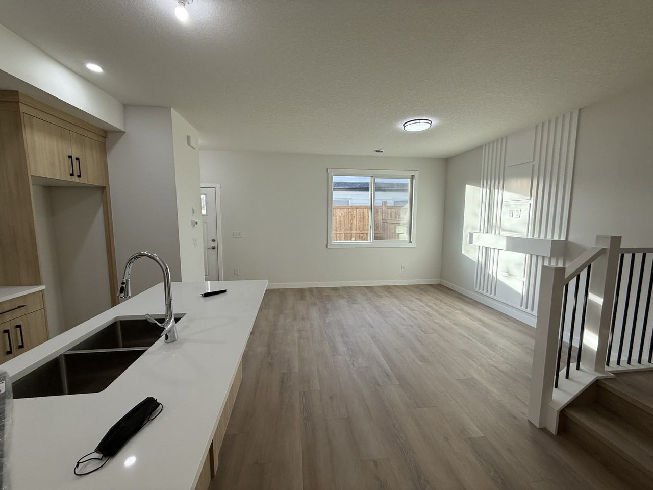 Brand New 3 Bed / 2.5 Bath Upper Unit with Garage Parking and 1 month free rent - Photo 5 of 20