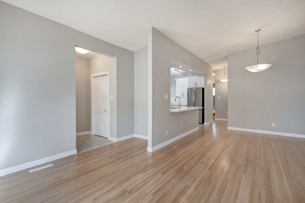 620 Kingsmere Cres Sw - Photo 4 of 28