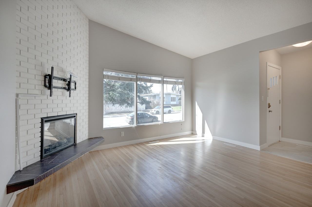 620 Kingsmere Cres Sw - Photo 5 of 28