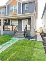 featured image of 667 Wolf Willow Blvd Se