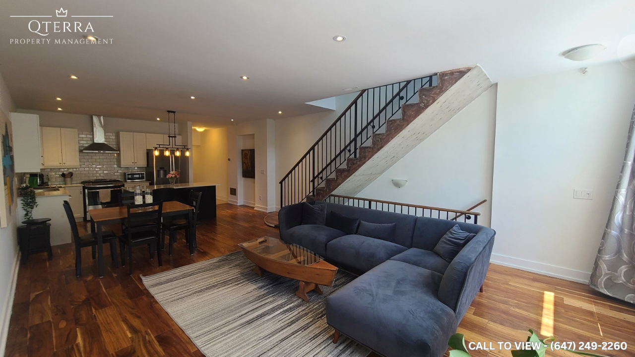 2-2145 Danforth Ave, Toronto, Ontario M4C 1K2 - Photo 5 of 12