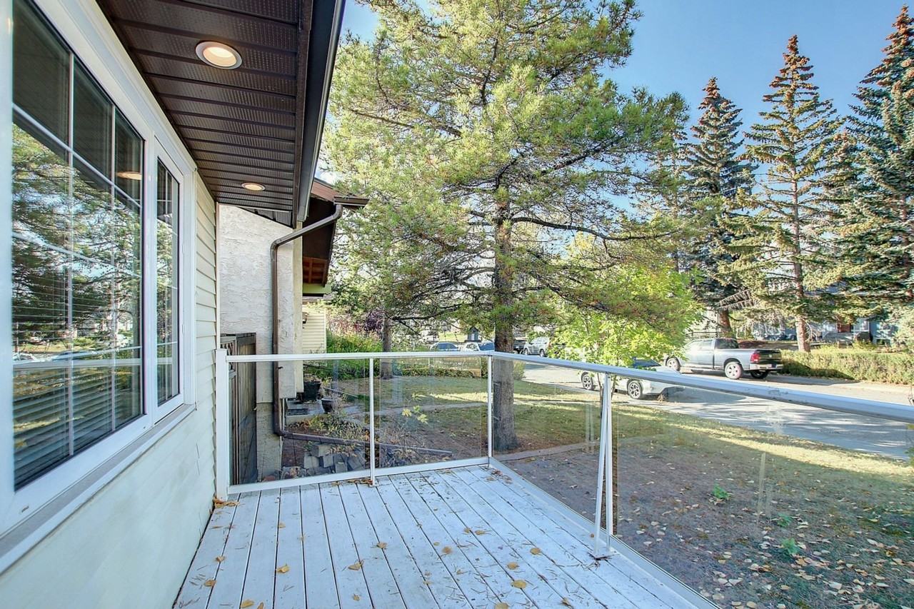 6607 Malvern Rd NE - Photo 3 of 47