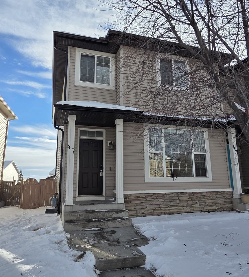 47 Covemeadow Close Ne - Photo 3 of 22