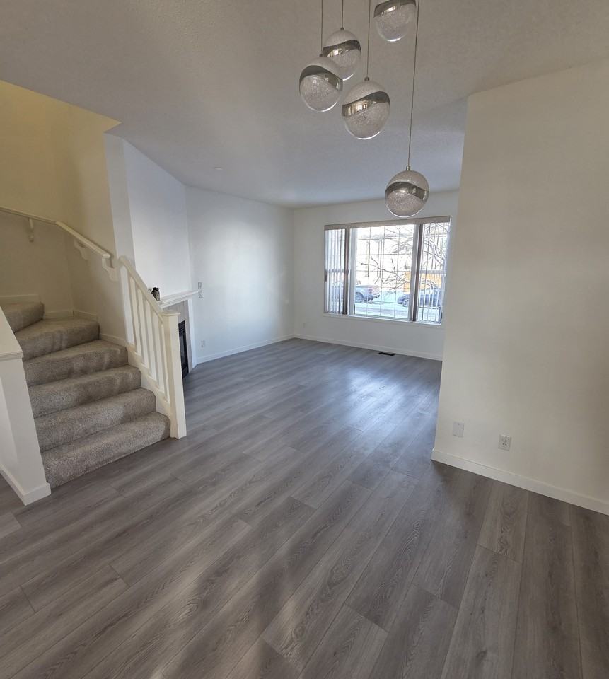 47 Covemeadow Close Ne - Photo 4 of 22