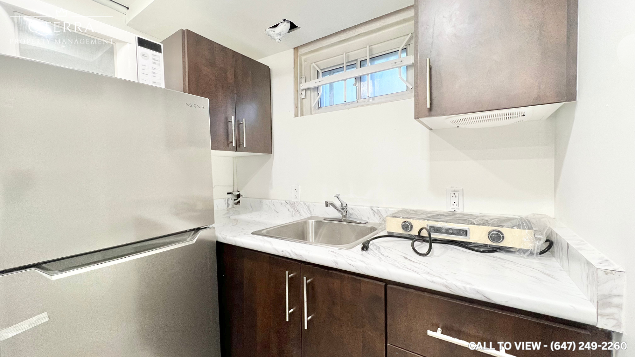 886 Grenoble Blvd - Photo 6 of 22