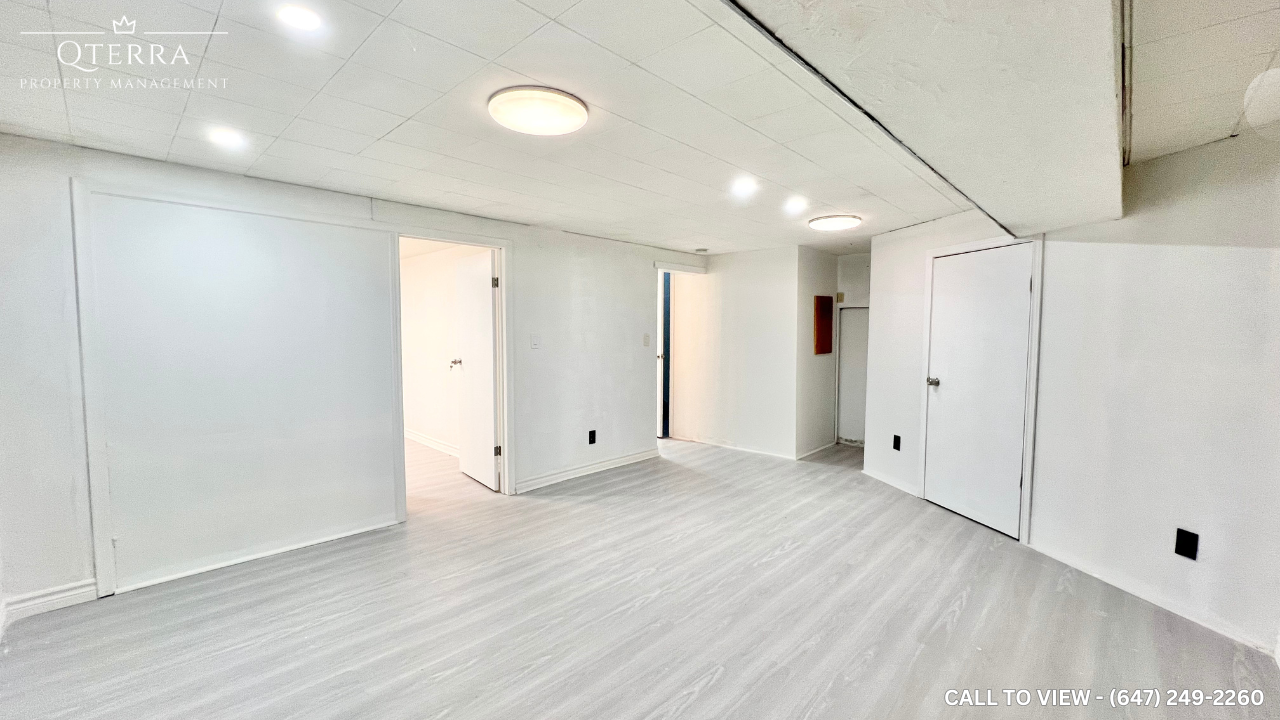 886 Grenoble Blvd - Photo 7 of 22