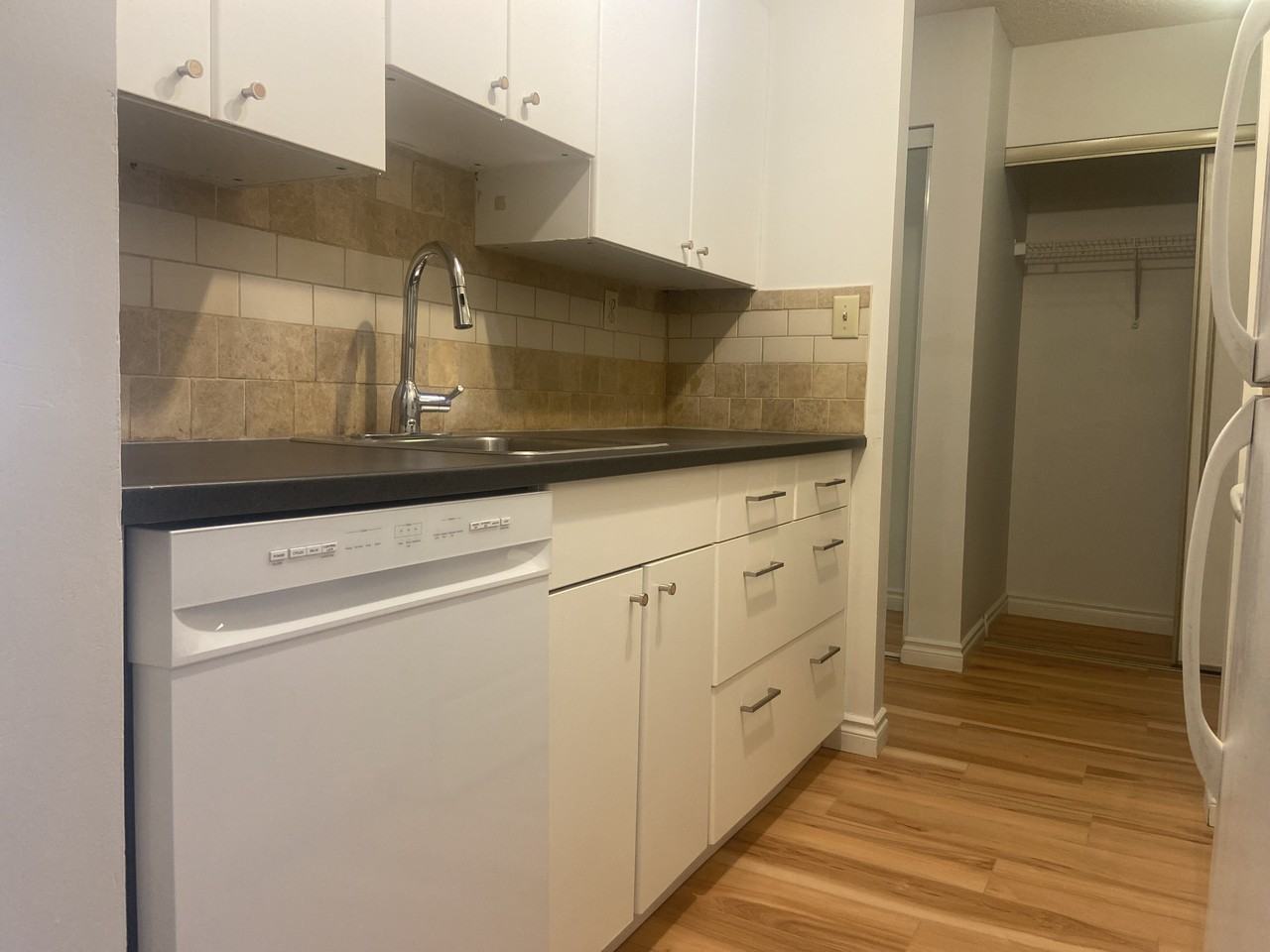 #214 2624 Mill Woods Road East - Photo 2 of 15