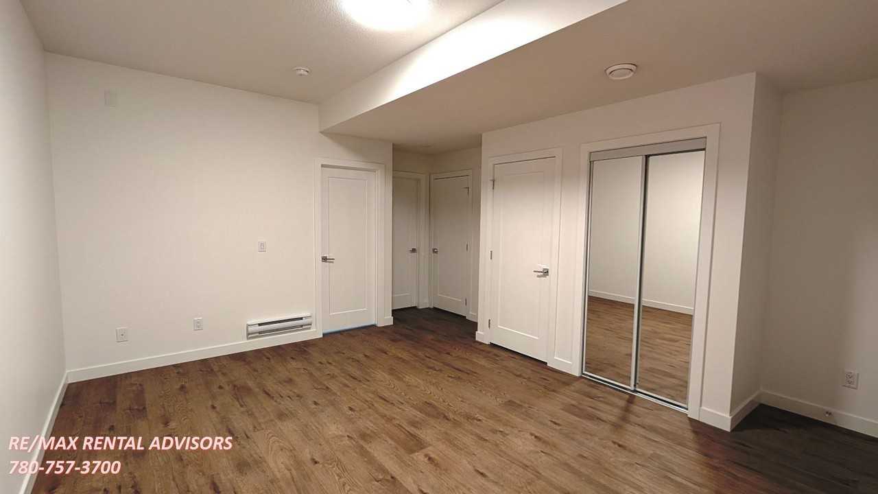 BSMT 586 Rangeview Street Southeast - Photo 5 of 10