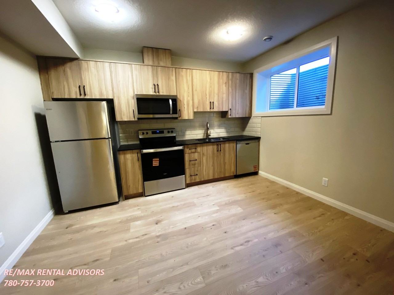 BSMT 5403 Parc Reunis Way - Photo 5 of 17