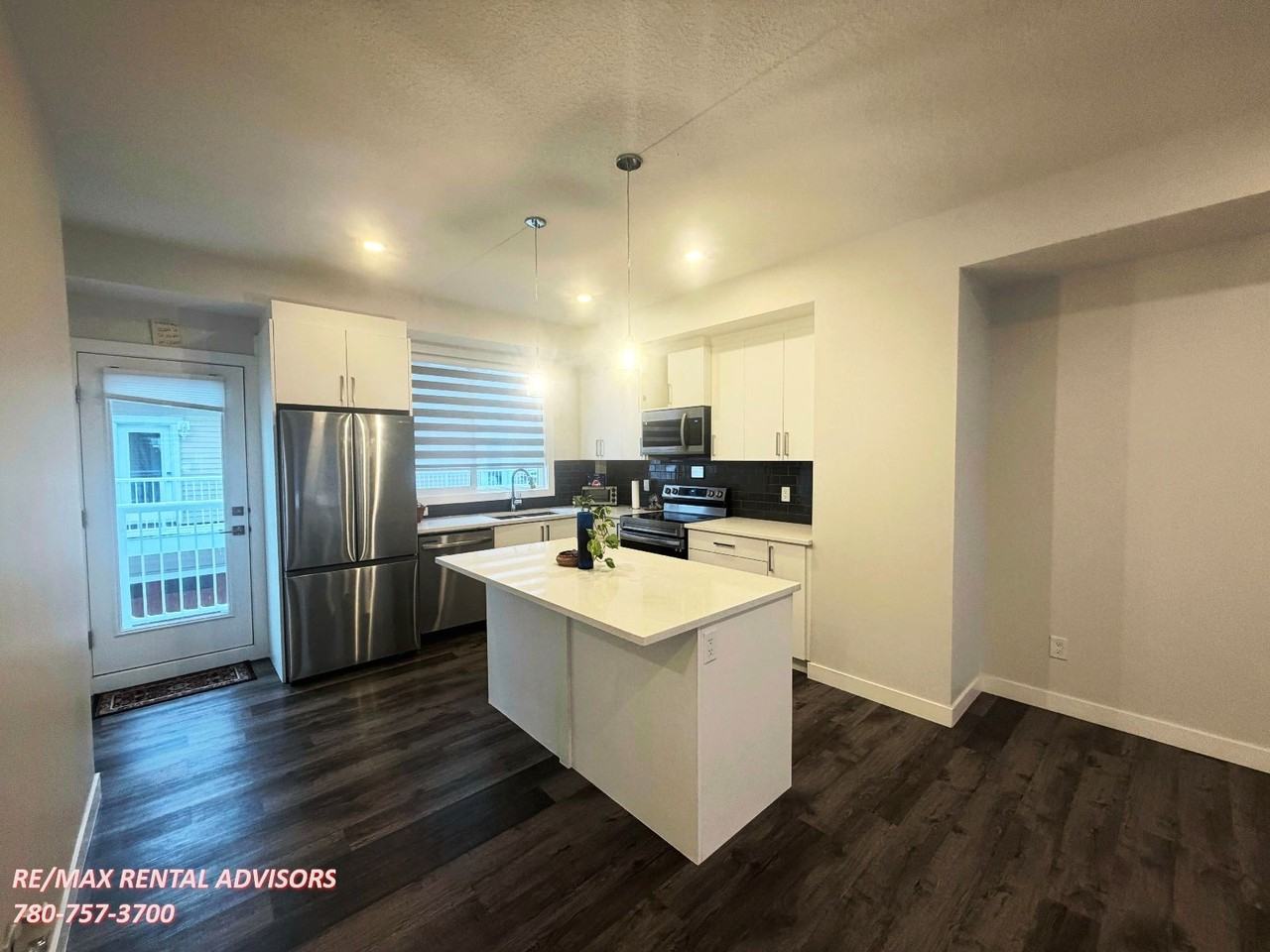 22786 97 Ave Nw - Photo 3 of 20