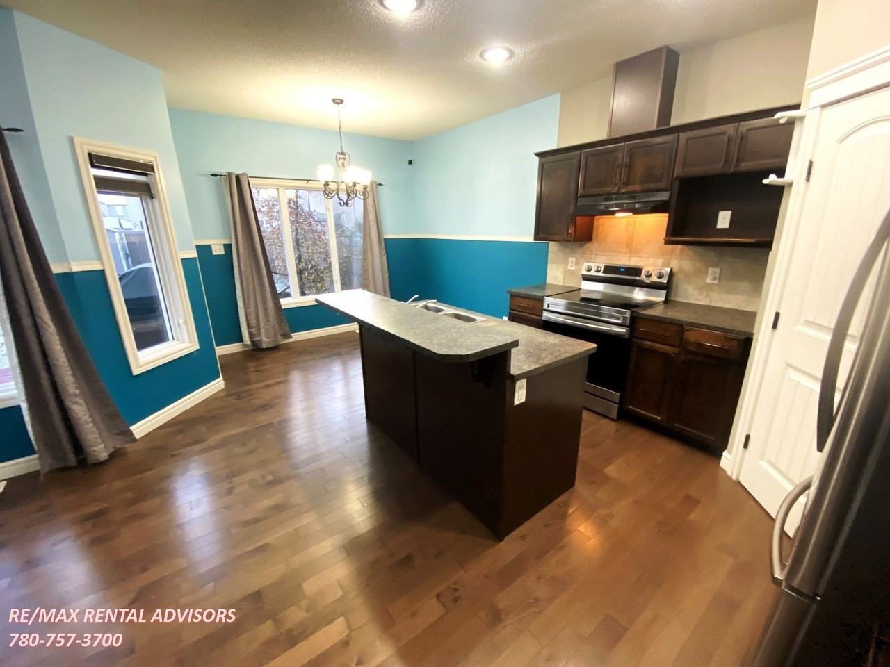 2825 16a Ave Nw - Photo 5 of 29