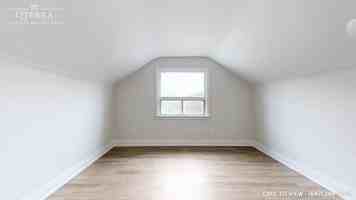 featured image of 136 Gibb St