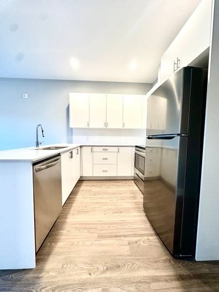 2396 Cleroux Cres Unit 204 - Photo 4 of 13