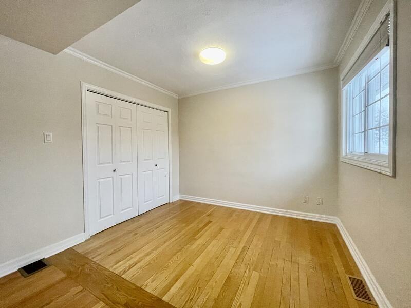 704 Claude Street Unit A - Photo 6 of 9