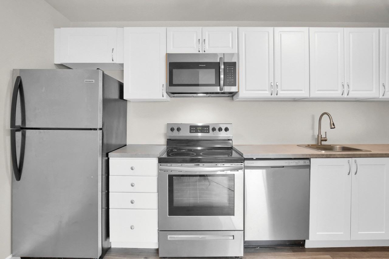 Riverstone Place & Millstone Place - Photo 6 of 10