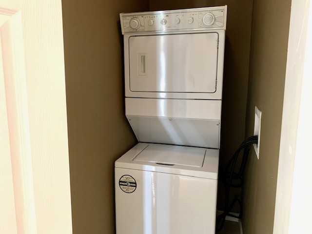 Ottaway 78 - Photo 5 of 15