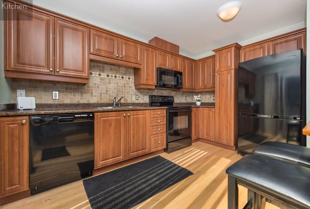 800 West Ridge Blvd - Photo 4 of 24