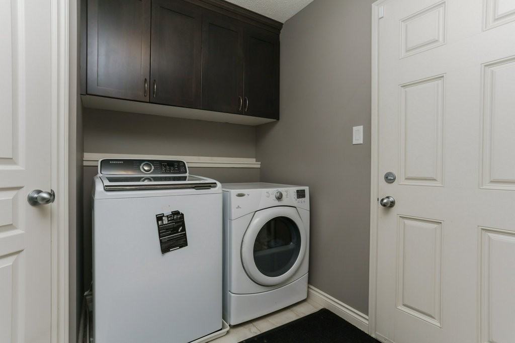 9606 207A St NW, Edmonton, AB T5T 4M9, Canada - Photo 6 of 25