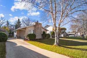 featured image of 118 Columbus Cres