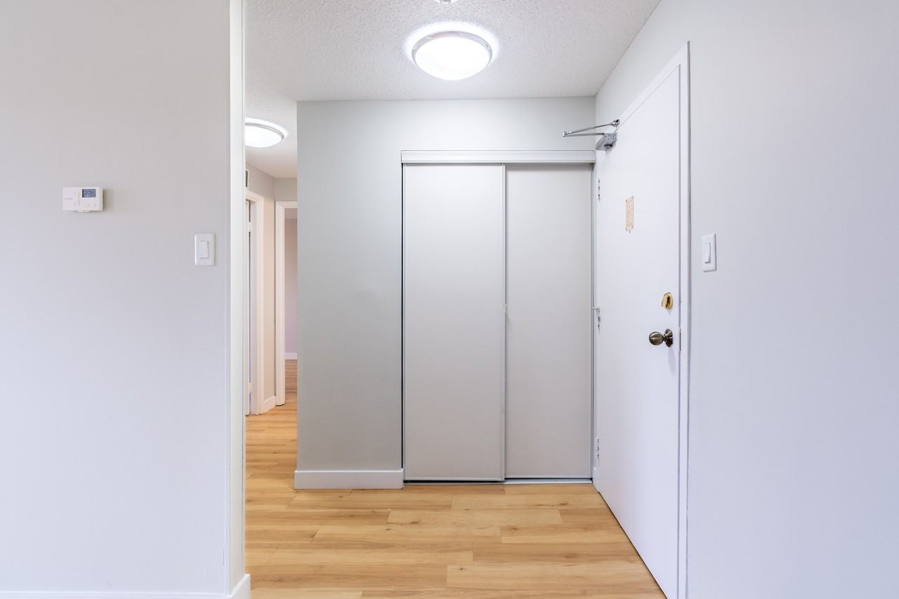 Adanac Crossing - Photo 5 of 19