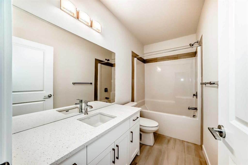 33B Bartlett Way SE - Photo 3 of 16