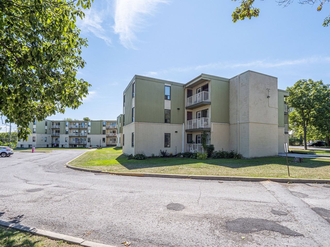 Treeview Apartments - Photo 3 of 15