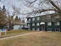 Pet Friendly 2 Bedroom, 1 Bathroom Apartment! - Photo 1 of 1