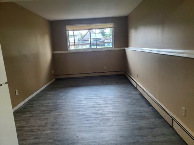 Pet Friendly 2 Bedroom, 1 Bathroom Apartment! - Photo 4 of 7