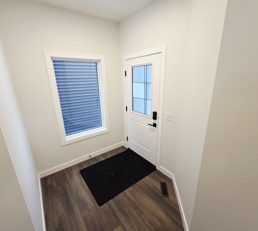 188 Sora Terrace SE - Photo 3 of 33