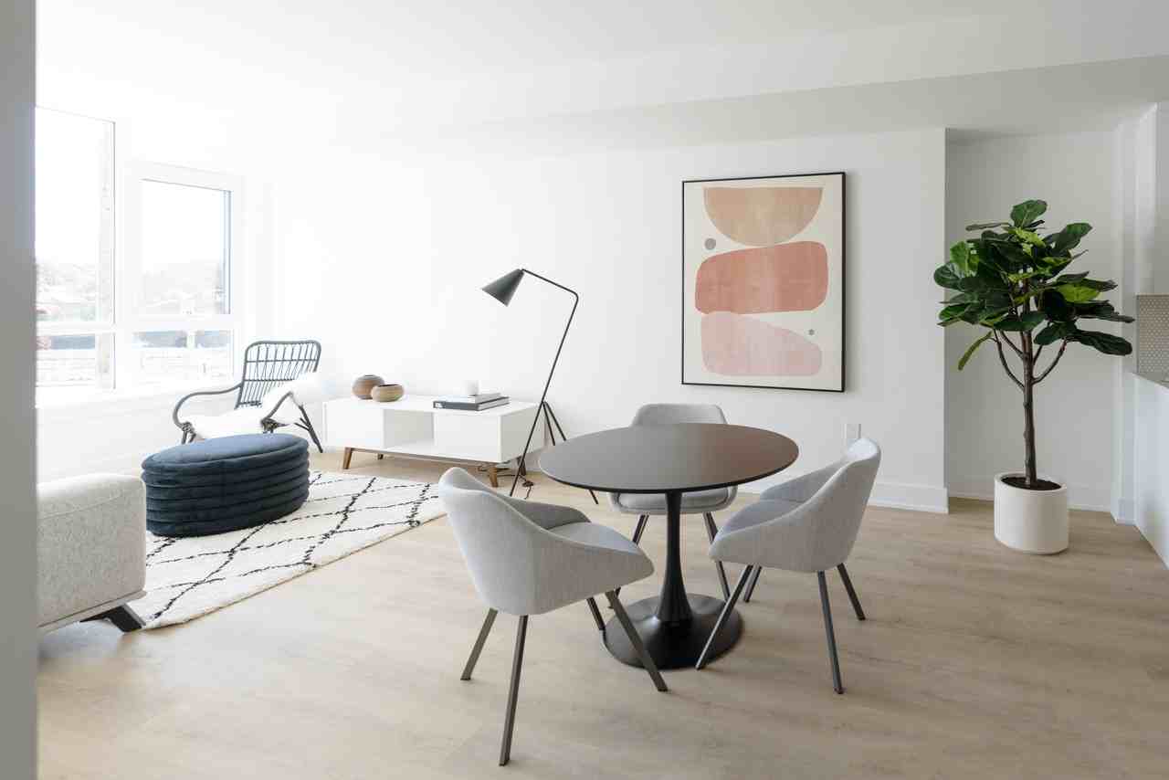 929 Richmond by Brigil - Photo 3 of 33