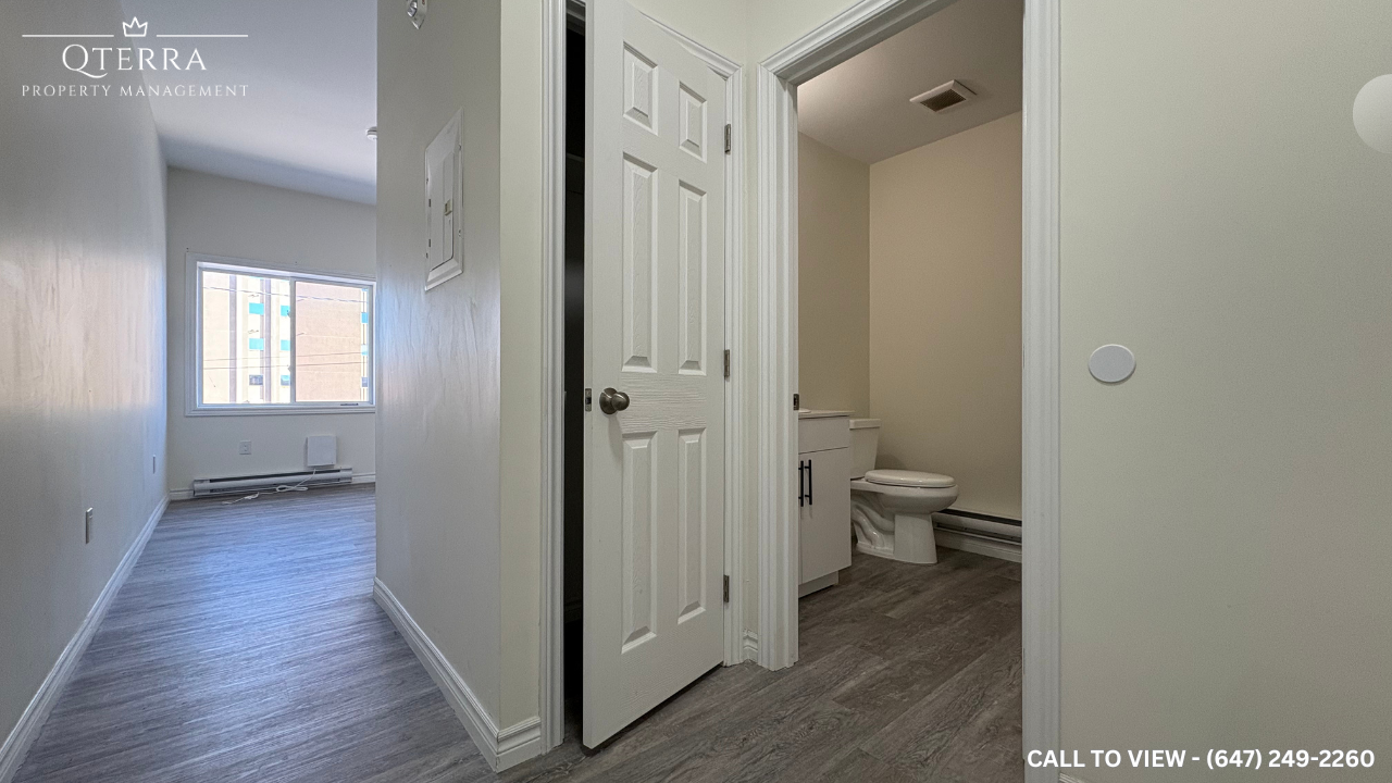 44 Division St - Photo 4 of 7